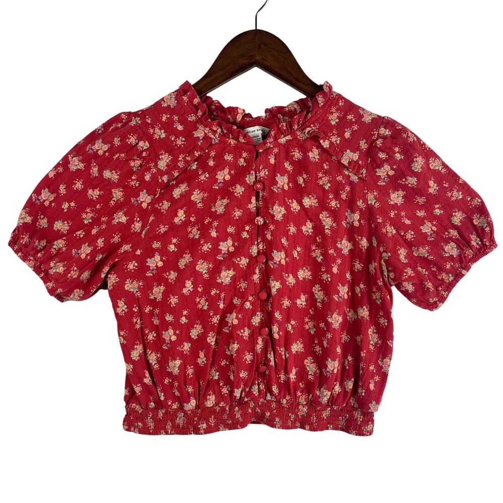 American Eagle Womens Smocked Puff Sleeve Cropped Blouse M Red Floral Button